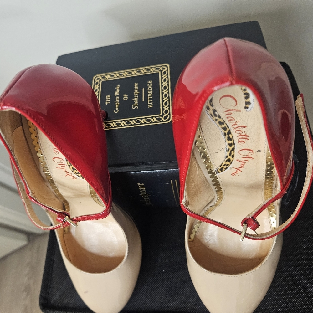 Charlotte Olympia Size 38 EU Beige & Red Jennifer Patent Leather Two Tone Pumps - Picture 5 of 10